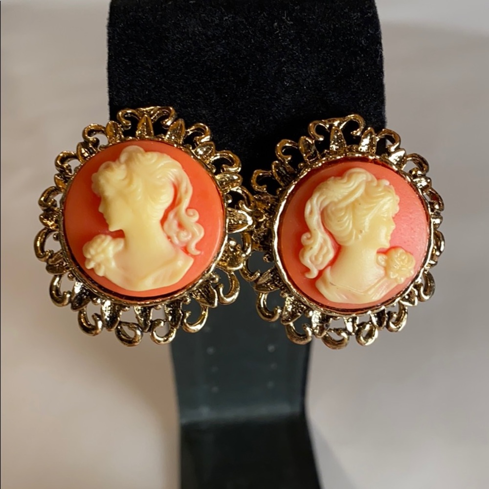 Vintage Clip On Faux Cameo Earrings